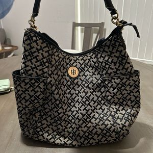 tommy hilfiger bag